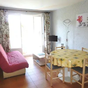 https://2-pices-proche-du-port-et-des-plages.fr-provencehotel.com