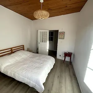 https://appartement-au-coeur-de-dinard-t2.inbrittany.com